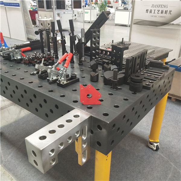 三維柔性焊接平臺(tái) 5c1f9df7136ab.jpg